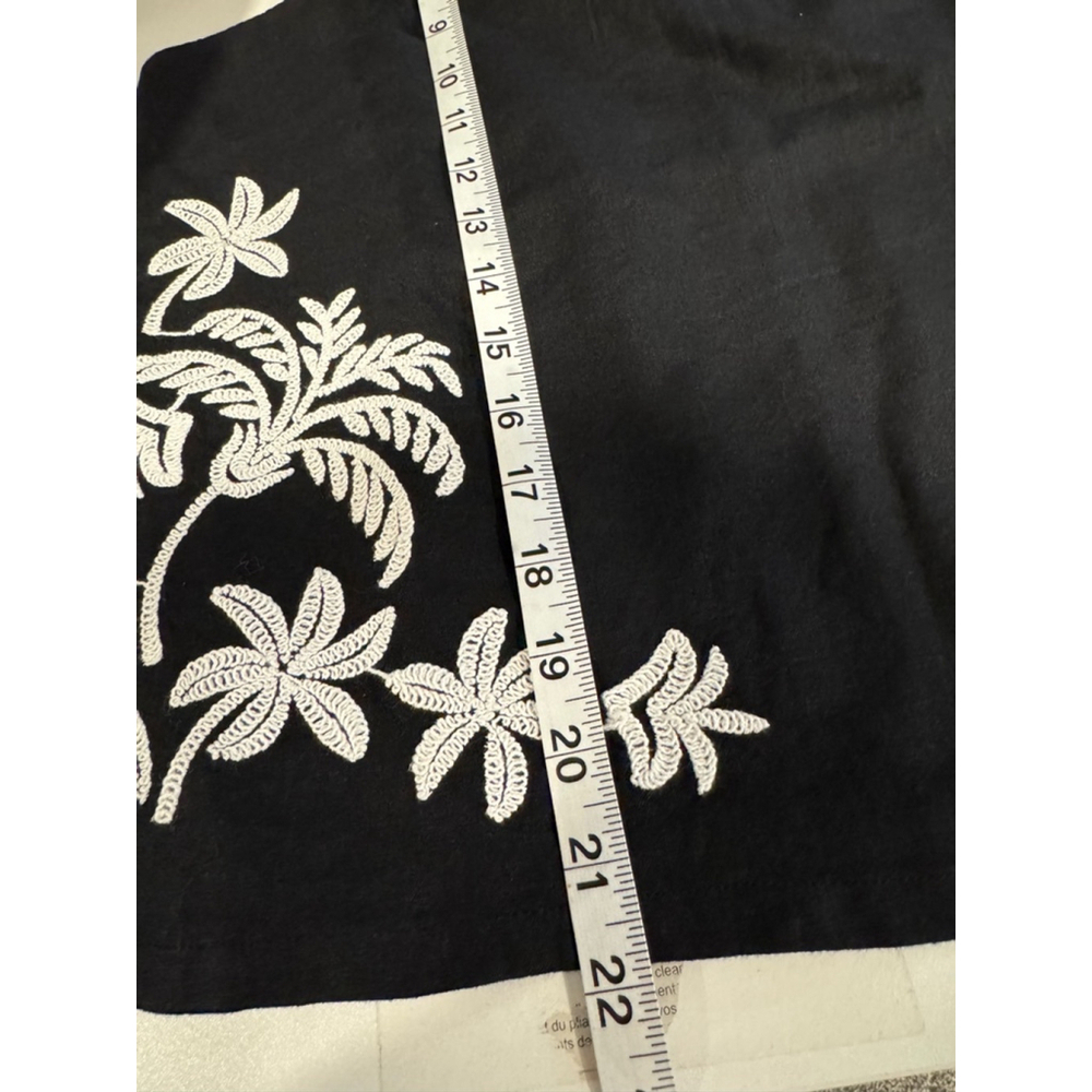 Ann Taylor Black Embroidered Sleeveless Top - Size XXS, NWT - Picture 12 of 12